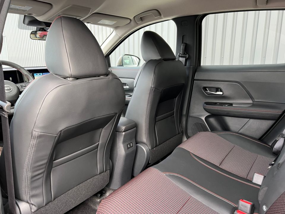 2025 Nissan Kicks