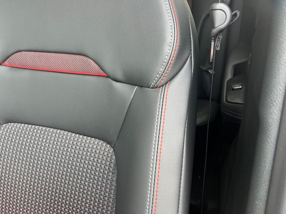 2025 Nissan Kicks