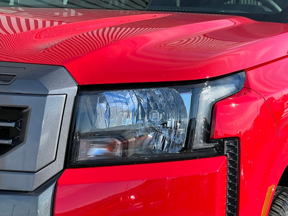 2025 Nissan Frontier
