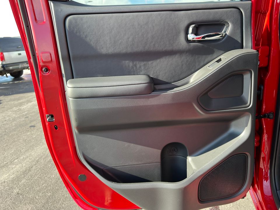 2025 Nissan Frontier