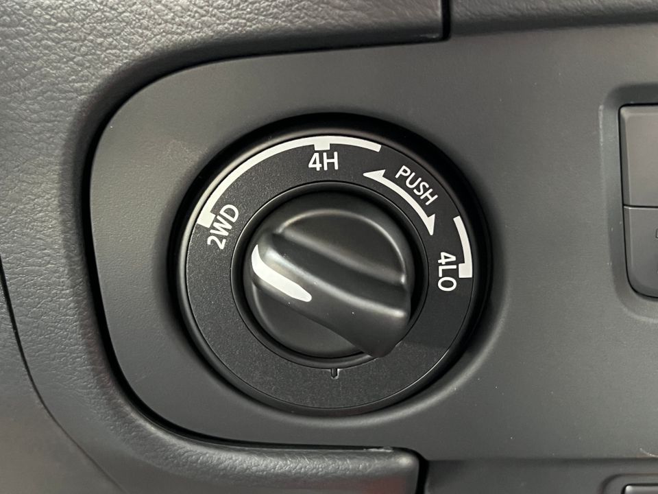 2025 Nissan Frontier