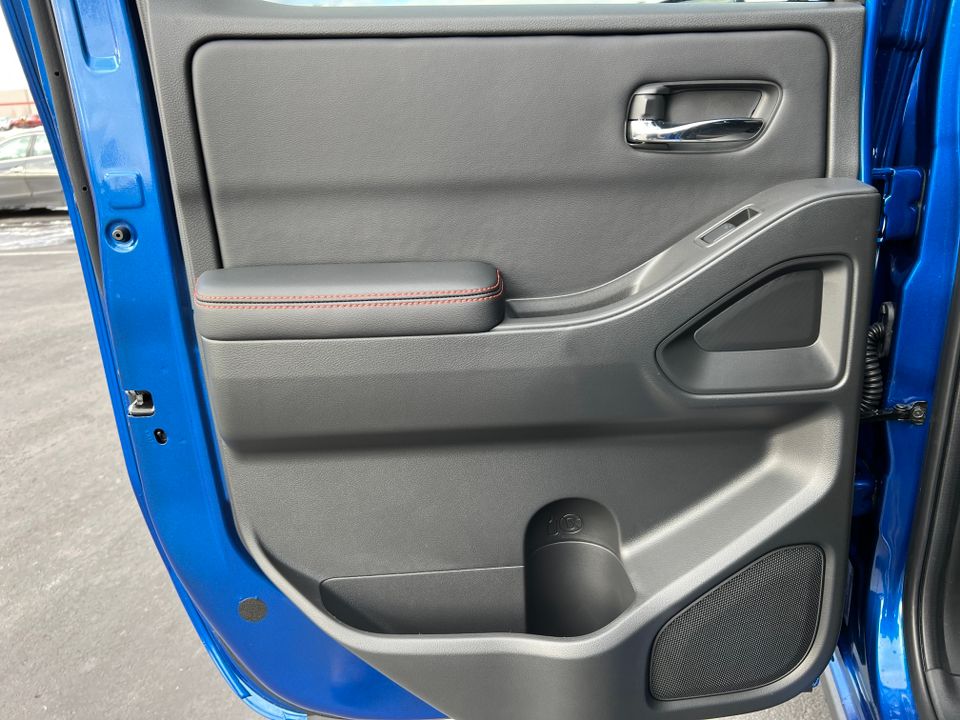 2025 Nissan Frontier