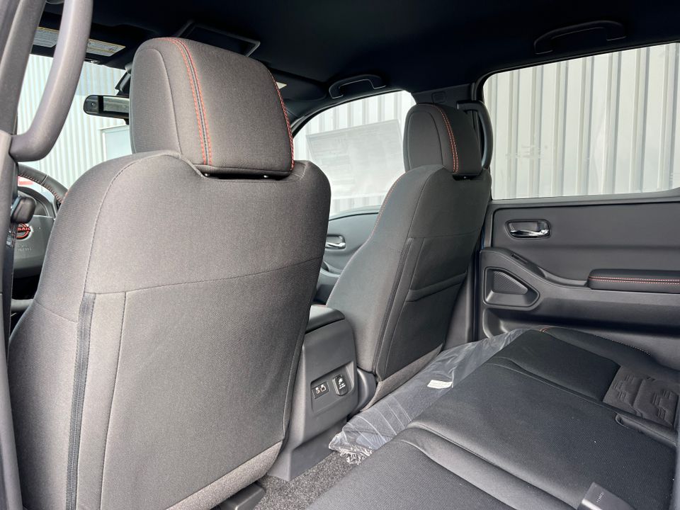2025 Nissan Frontier