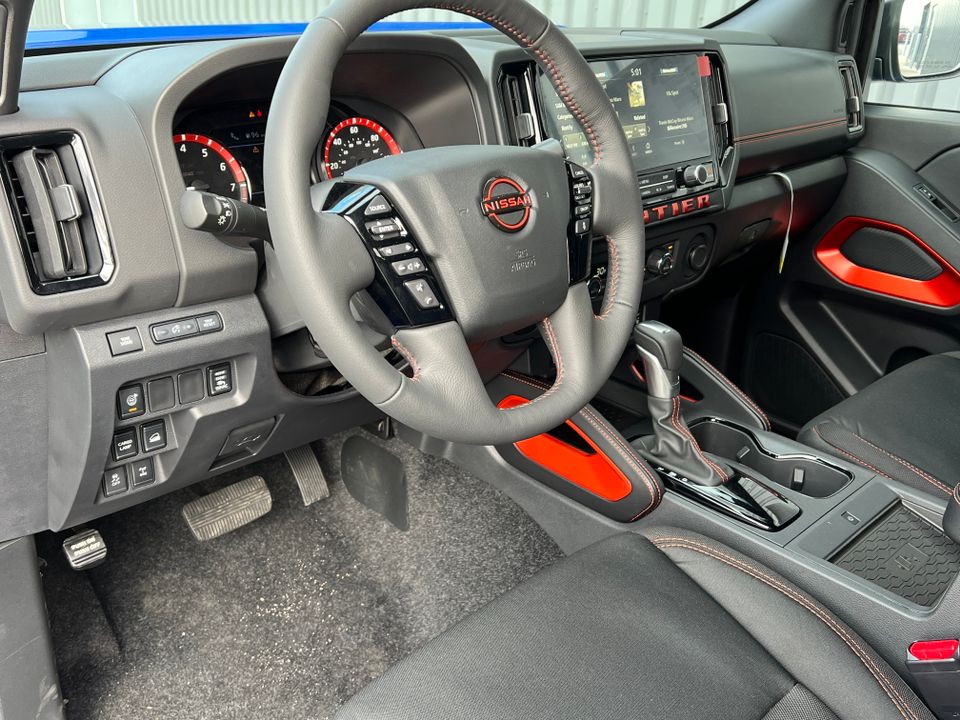 2025 Nissan Frontier