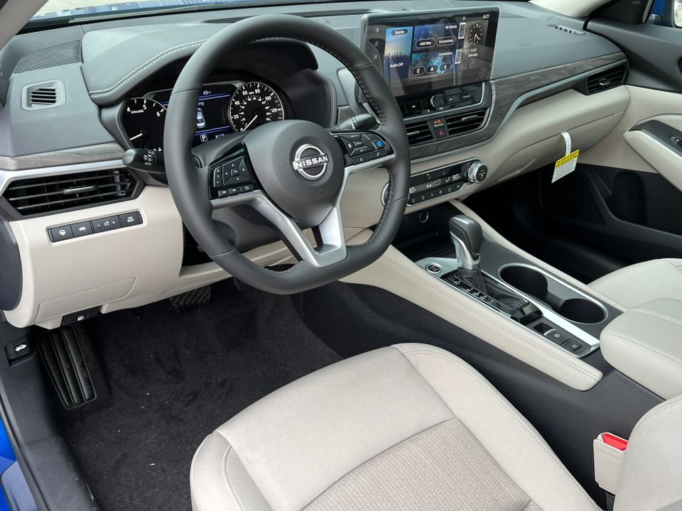 2025 Nissan Altima