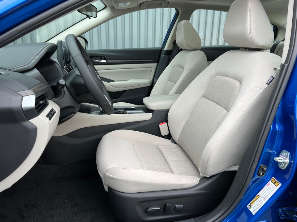 2025 Nissan Altima