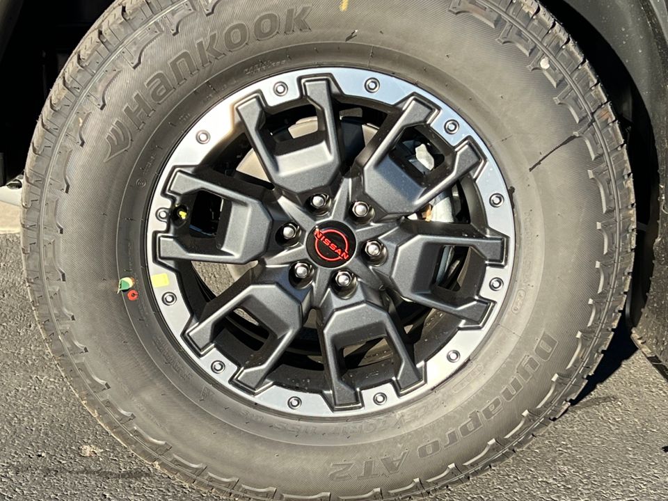 2025 Nissan Frontier