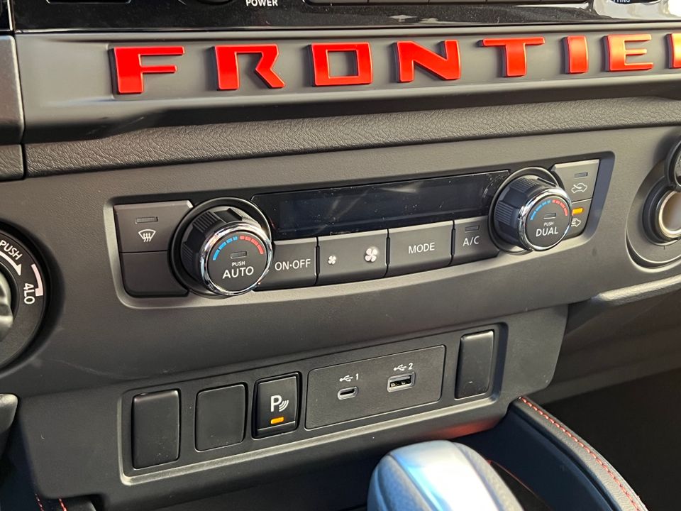 2025 Nissan Frontier
