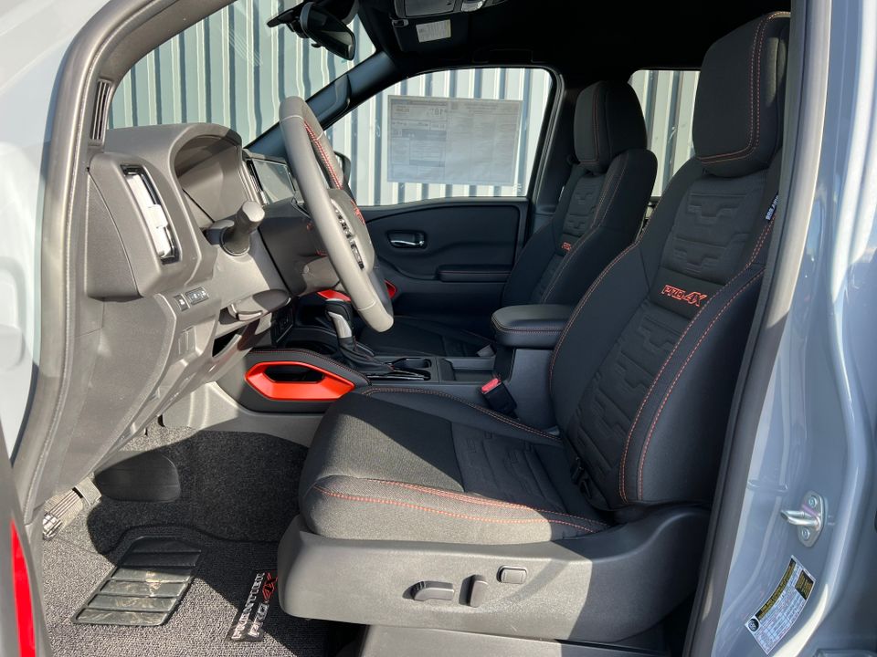 2025 Nissan Frontier