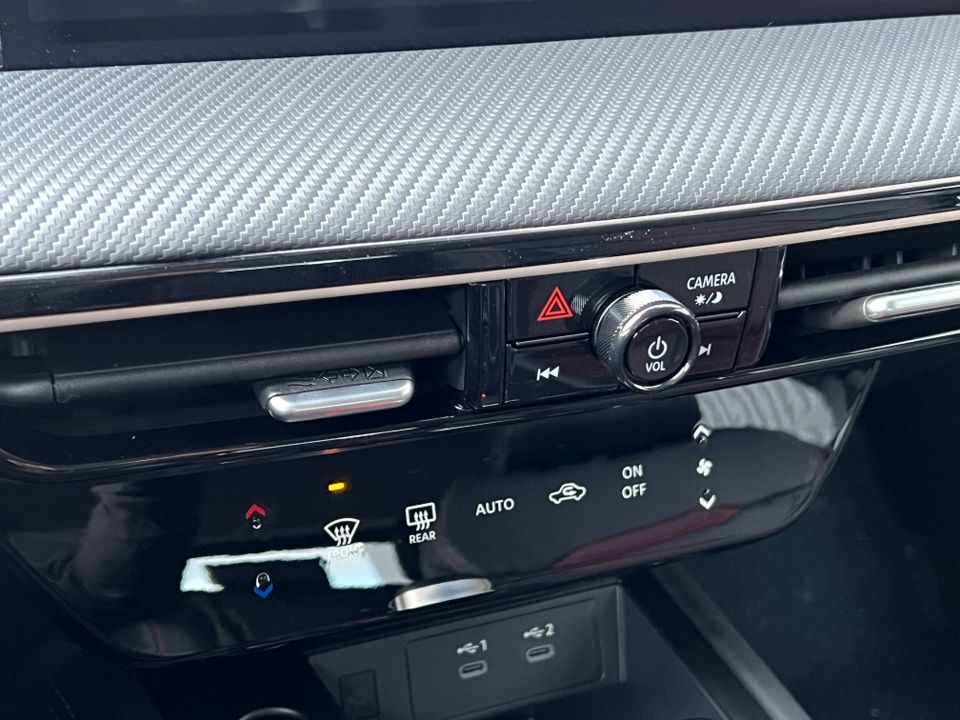 2025 Nissan Kicks
