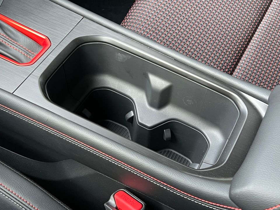 2025 Nissan Kicks