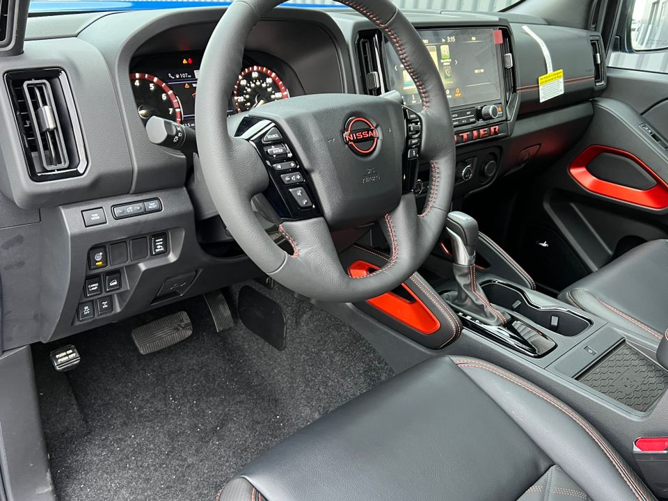 2025 Nissan Frontier