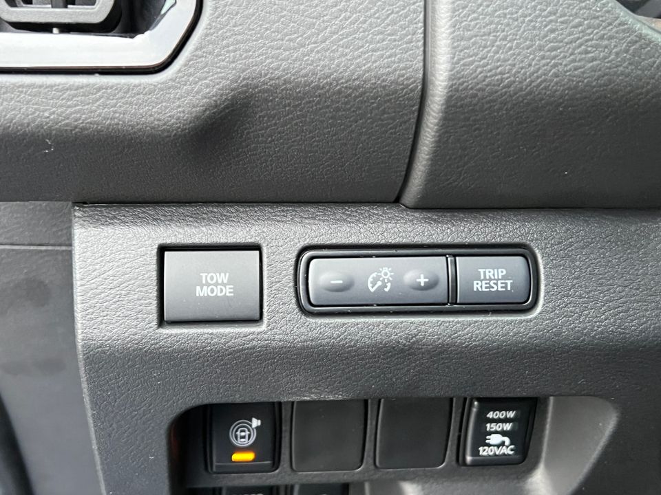 2025 Nissan Frontier