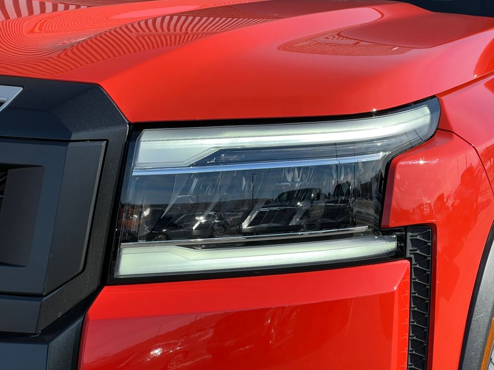 2025 Nissan Frontier