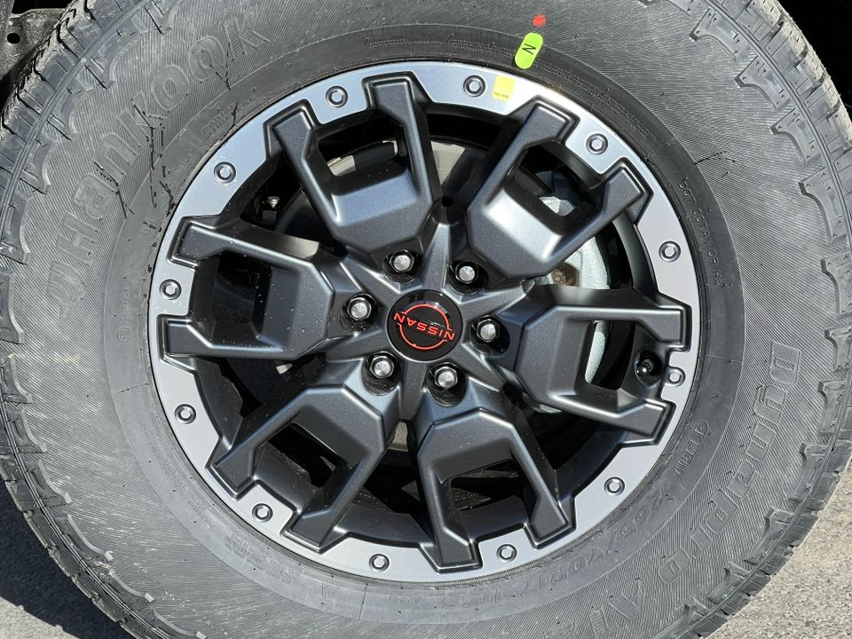 2025 Nissan Frontier