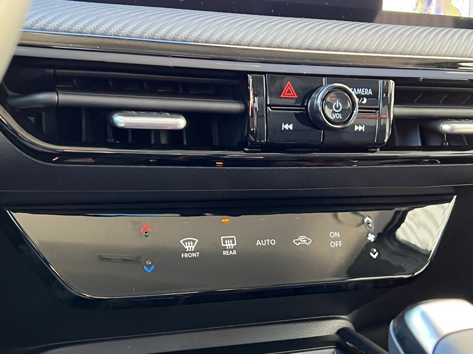2025 Nissan Kicks
