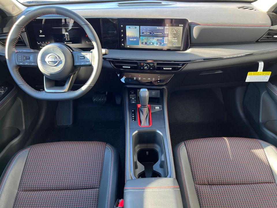 2025 Nissan Kicks