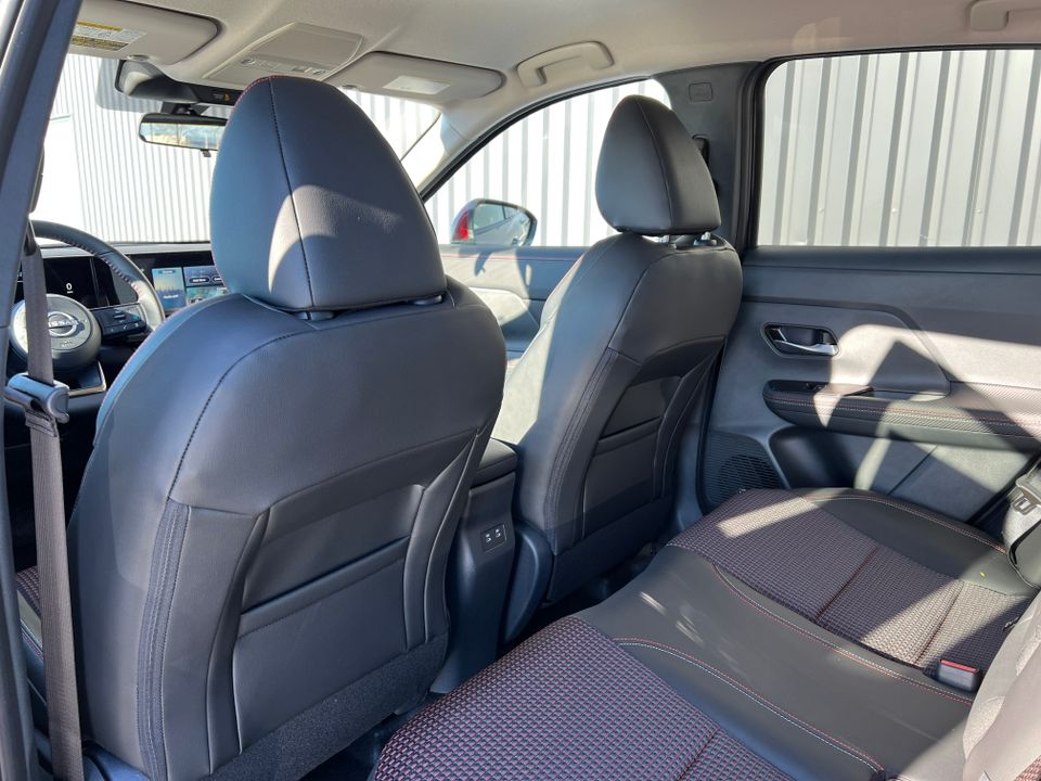 2025 Nissan Kicks