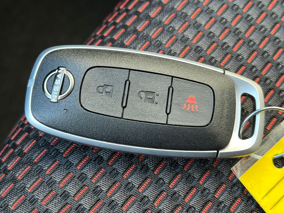 2025 Nissan Kicks