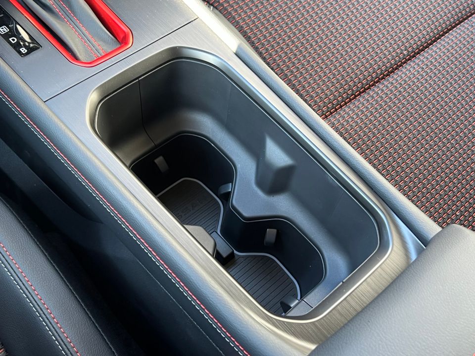 2025 Nissan Kicks