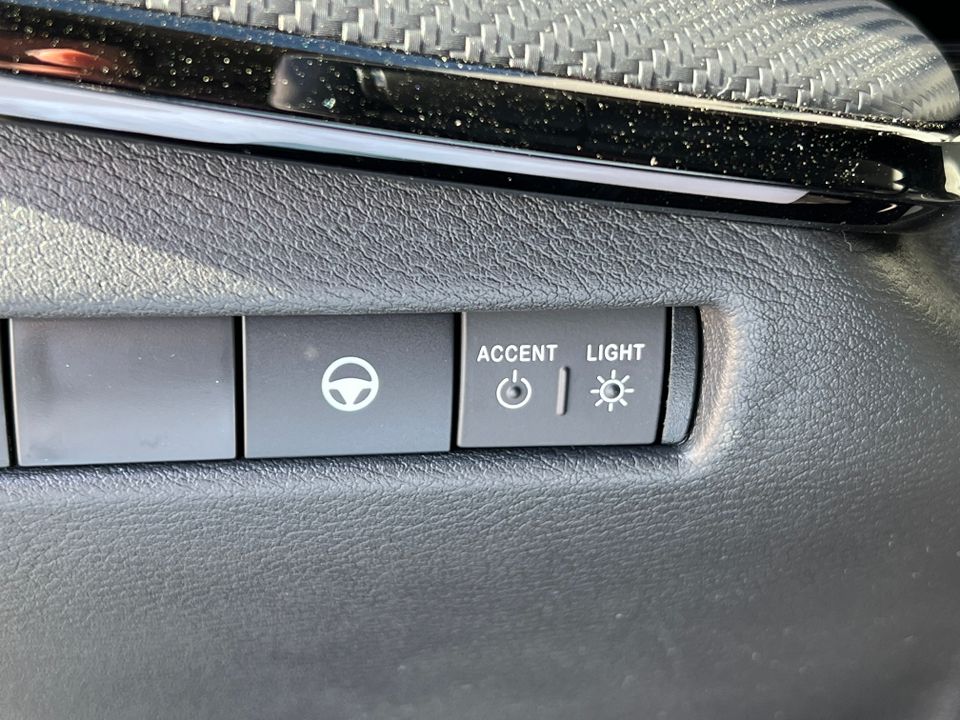 2025 Nissan Kicks