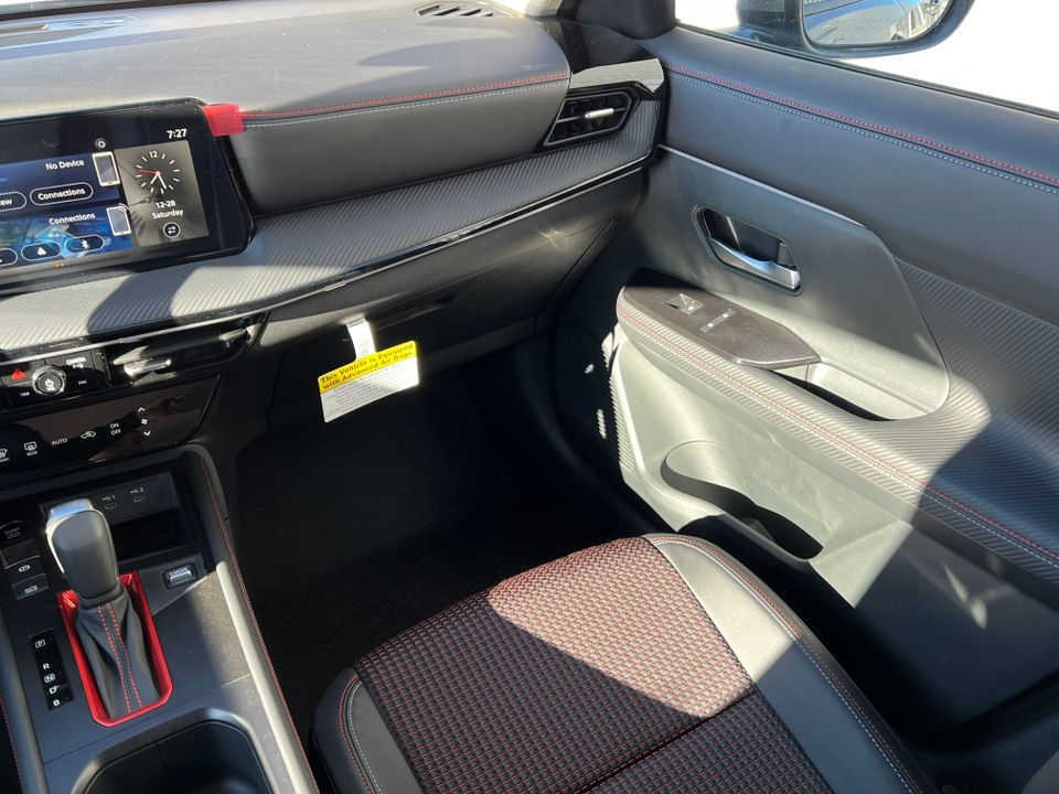 2025 Nissan Kicks