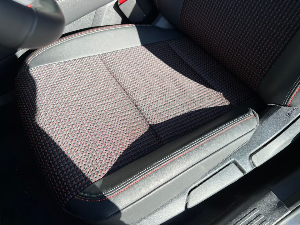 2025 Nissan Kicks