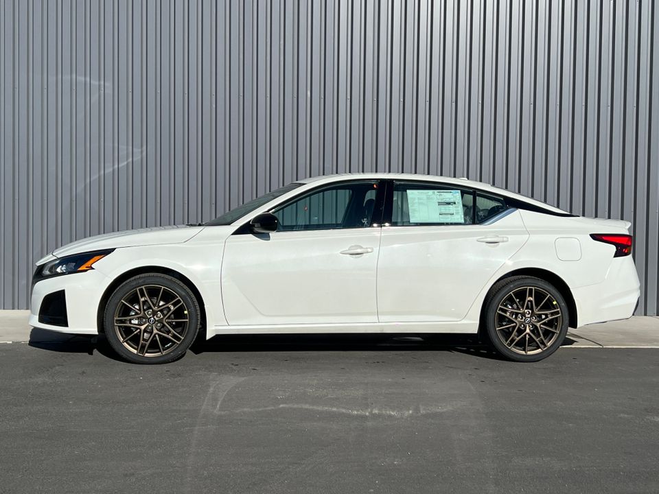 2025 Nissan Altima