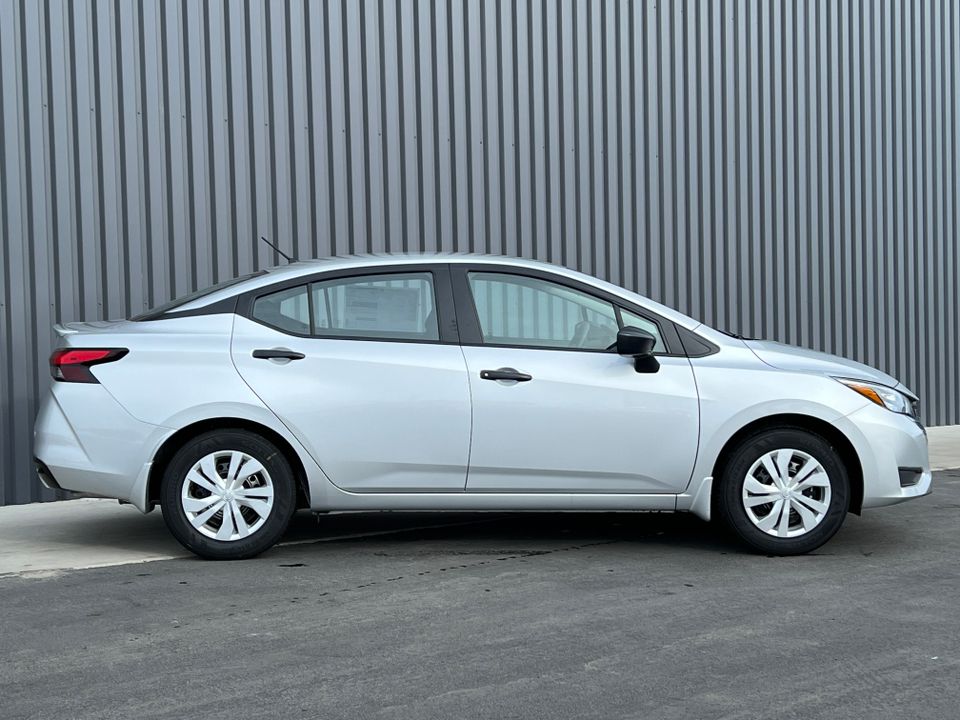 2025 Nissan Versa