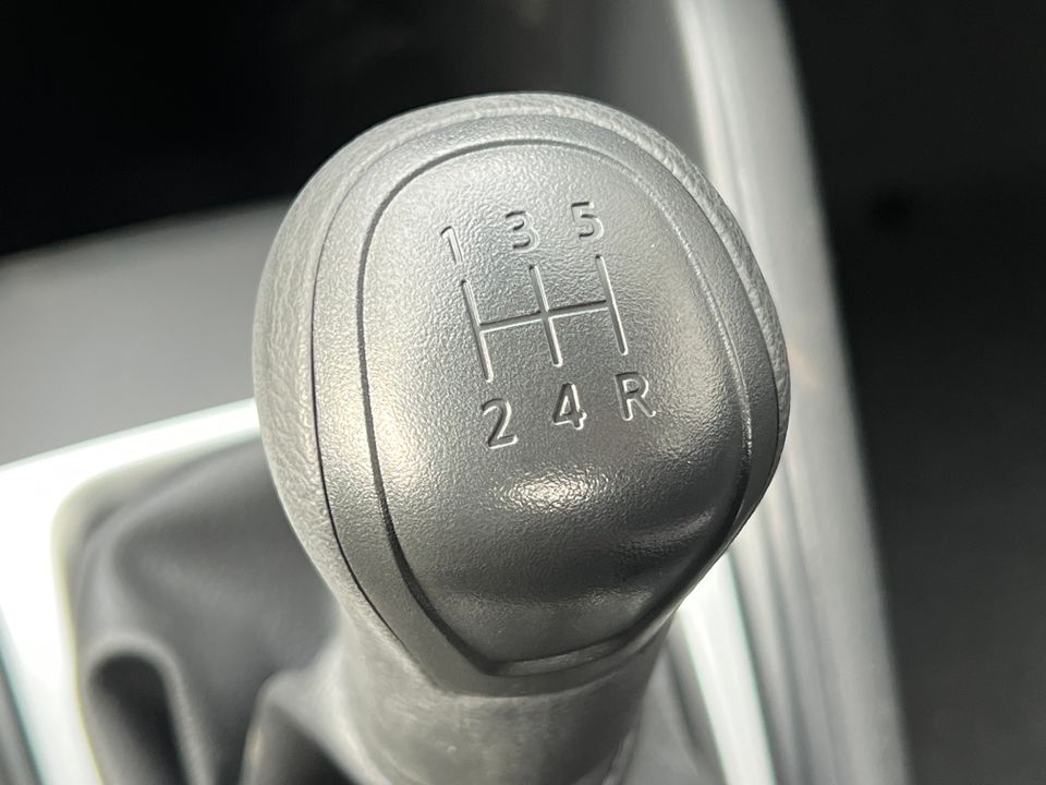 2025 Nissan Versa