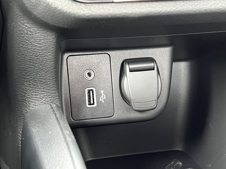 2025 Nissan Versa