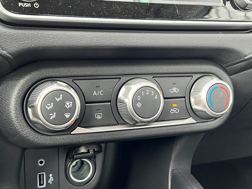 2025 Nissan Versa
