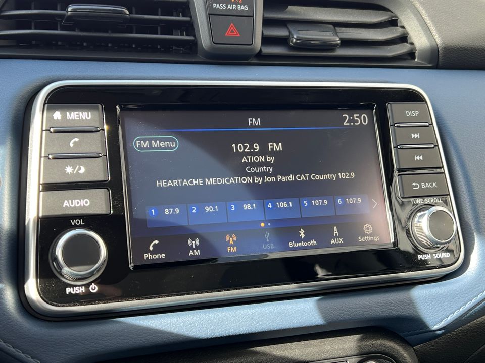 2025 Nissan Versa