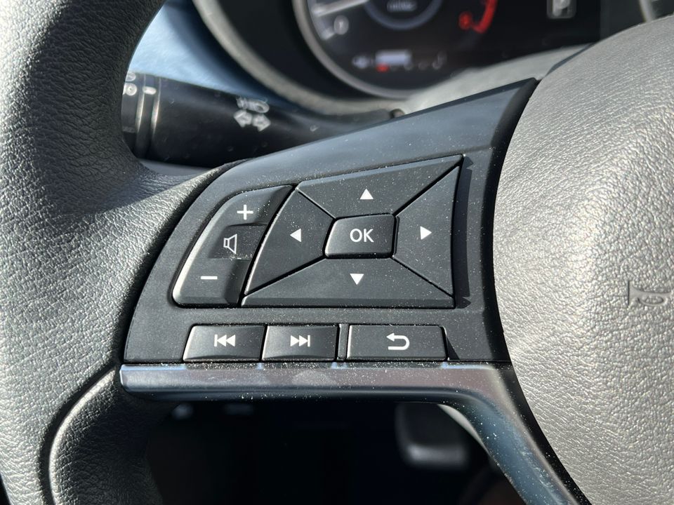 2025 Nissan Versa