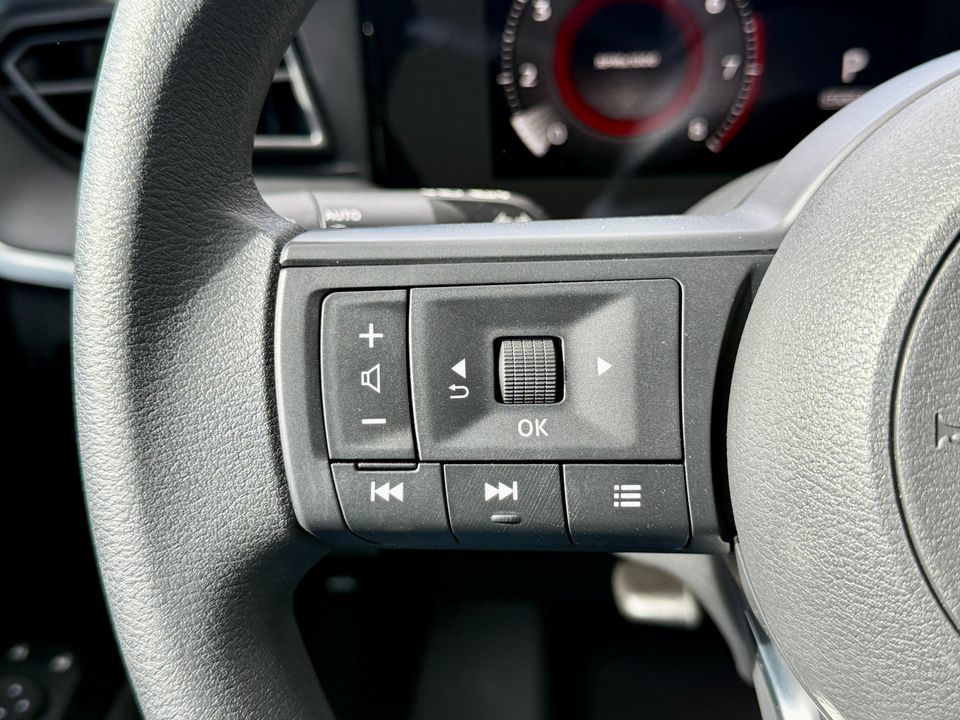2025 Nissan Kicks