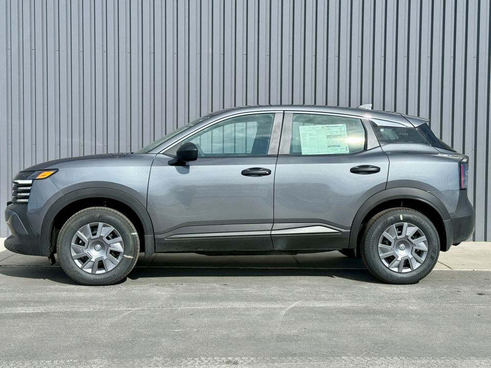 2025 Nissan Kicks