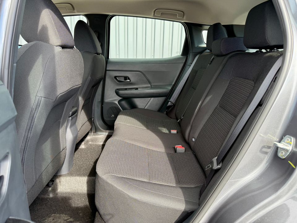 2025 Nissan Kicks