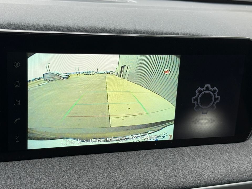 2025 Nissan Kicks