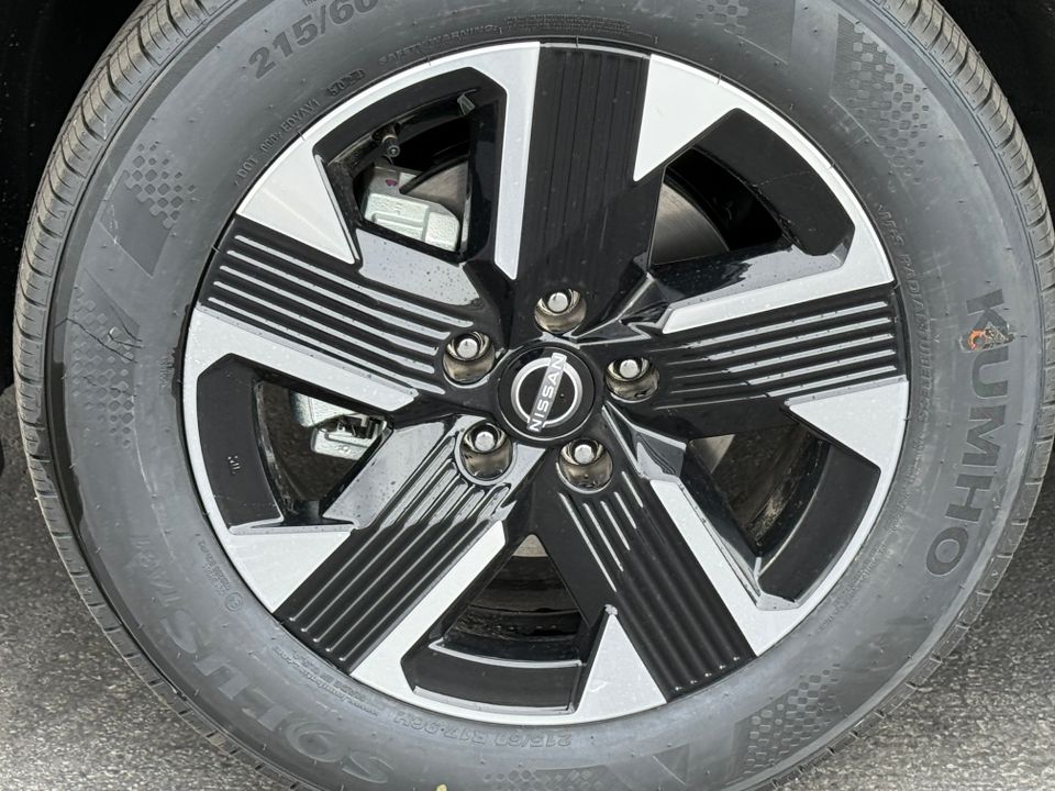 2025 Nissan Kicks