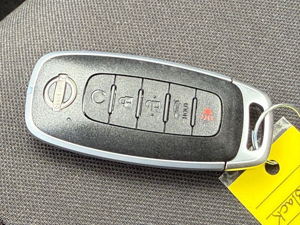 2025 Nissan Versa