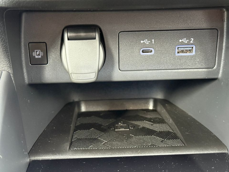2025 Nissan Versa