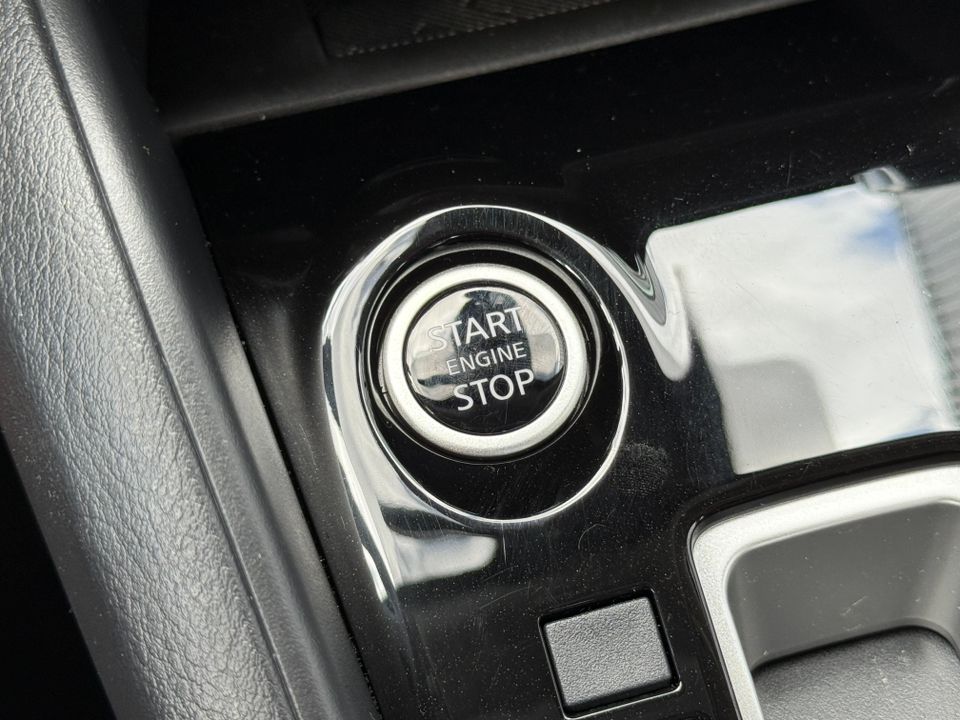 2025 Nissan Versa