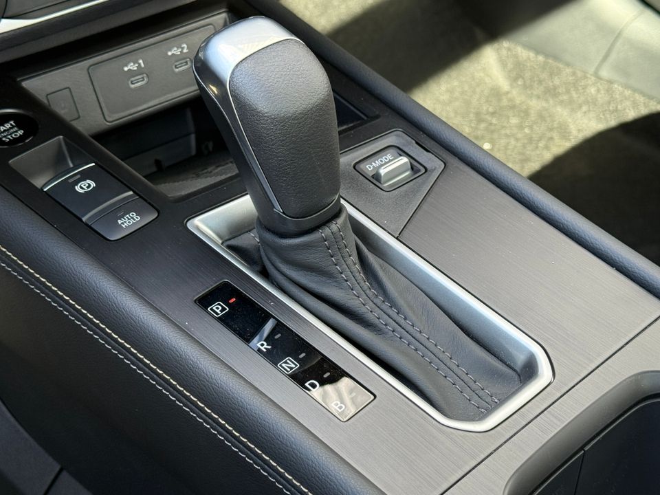 2025 Nissan Kicks