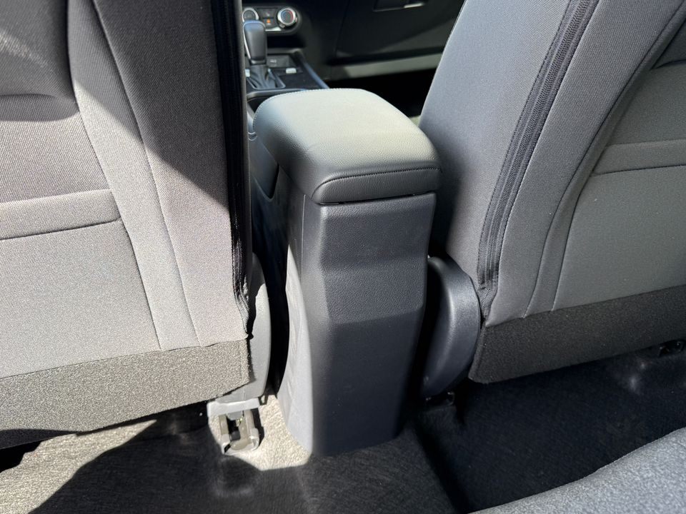 2025 Nissan Kicks