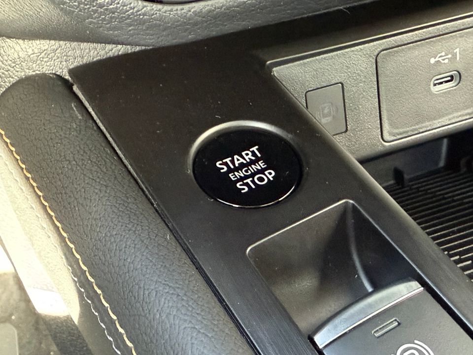 2025 Nissan Kicks