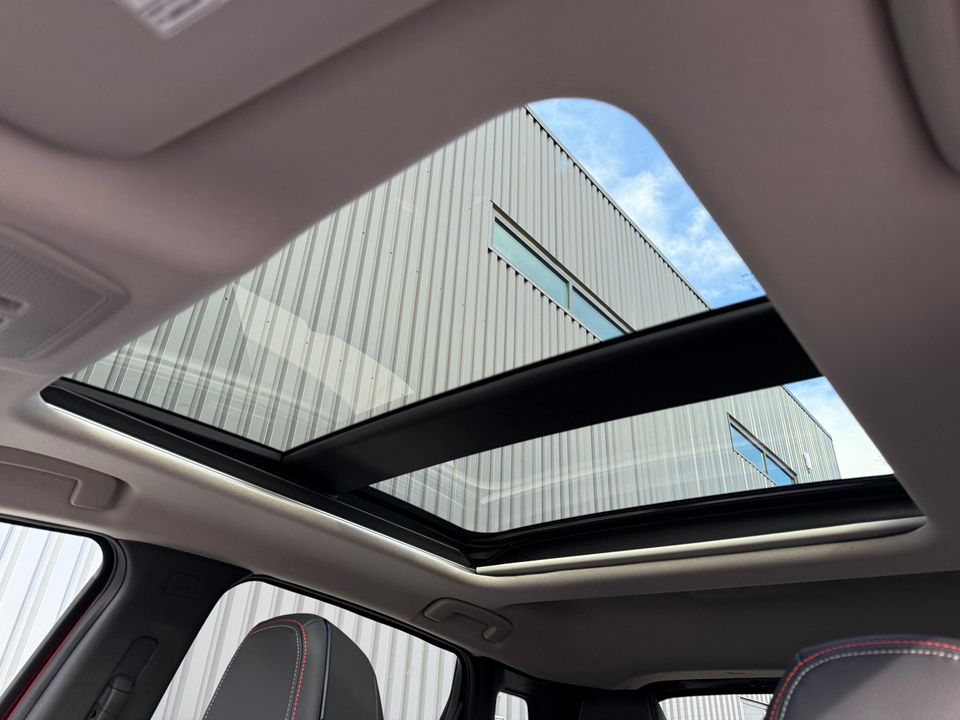 2025 Nissan Kicks