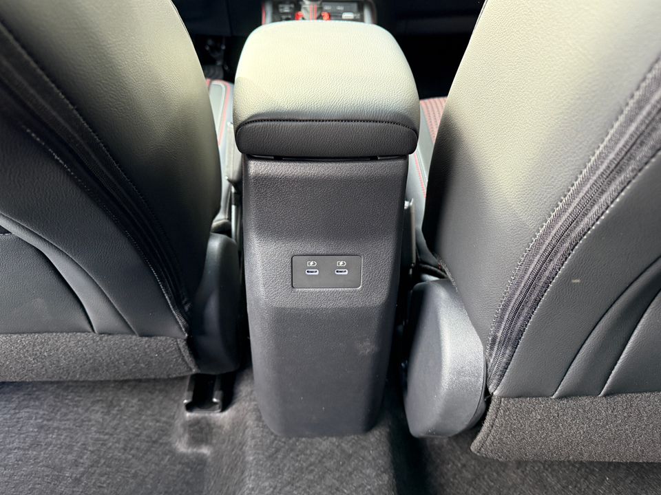 2025 Nissan Kicks