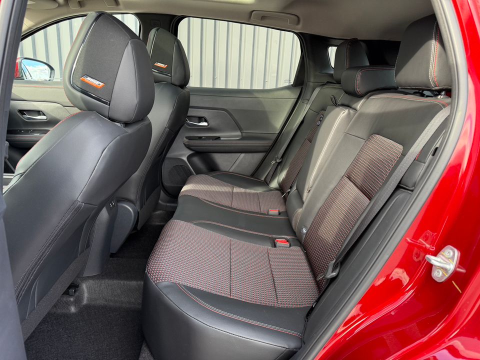 2025 Nissan Kicks