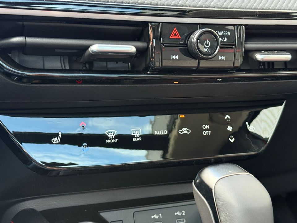 2025 Nissan Kicks