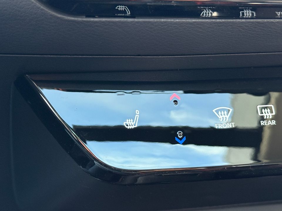 2025 Nissan Kicks